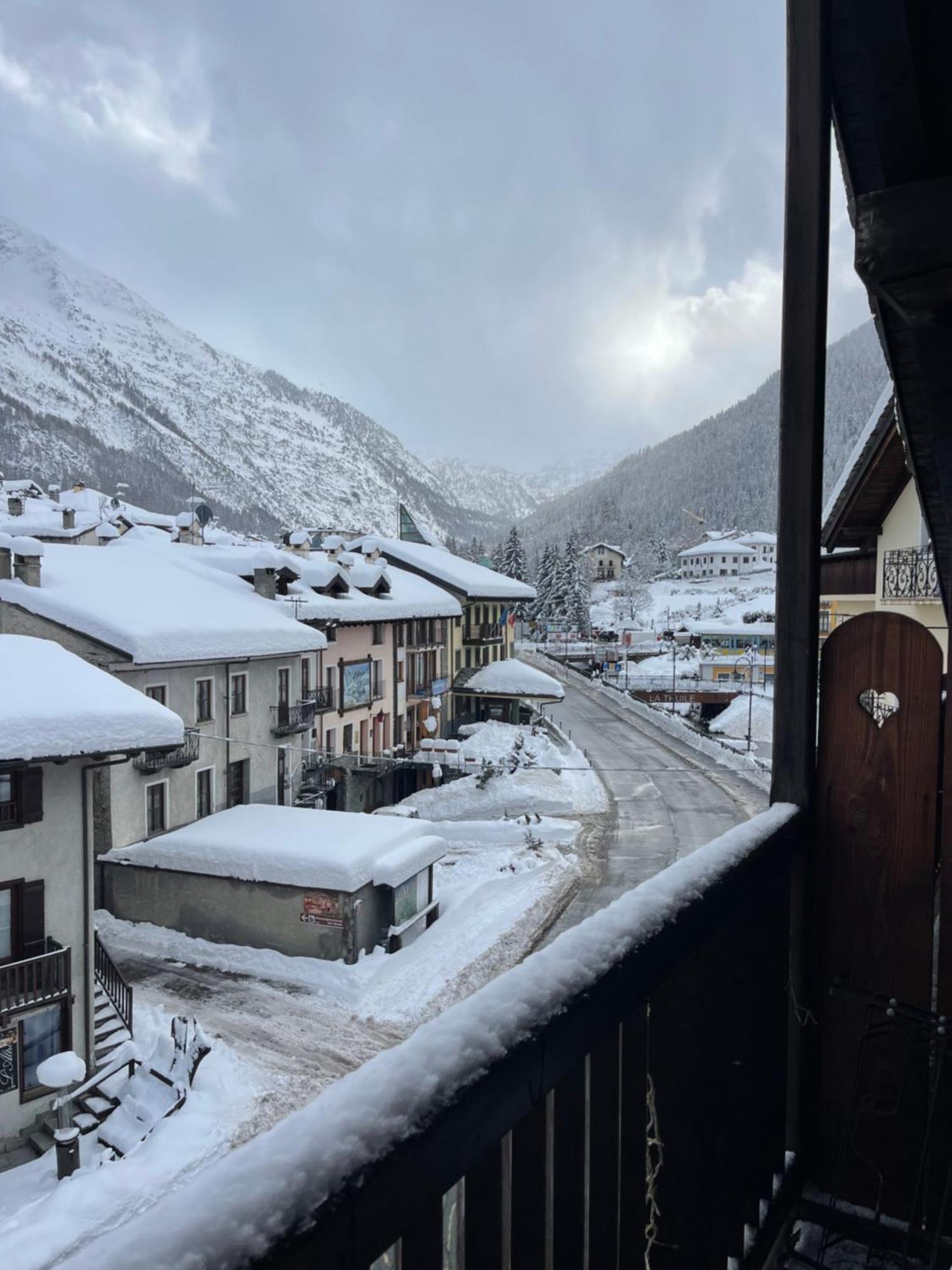 Lthorses & Dreams Bed & Breakfast La Thuile Eksteriør bilde