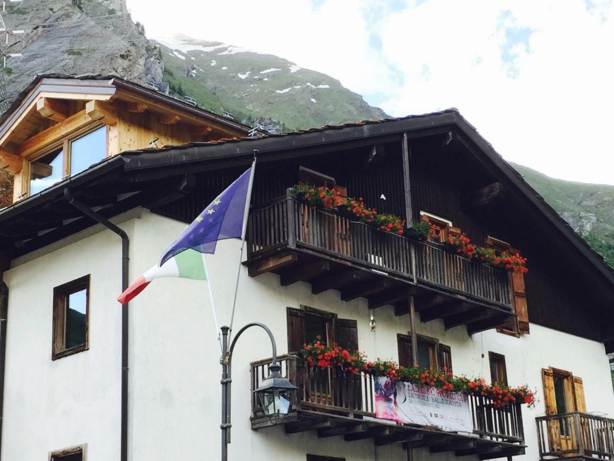 Lthorses & Dreams Bed & Breakfast La Thuile Eksteriør bilde